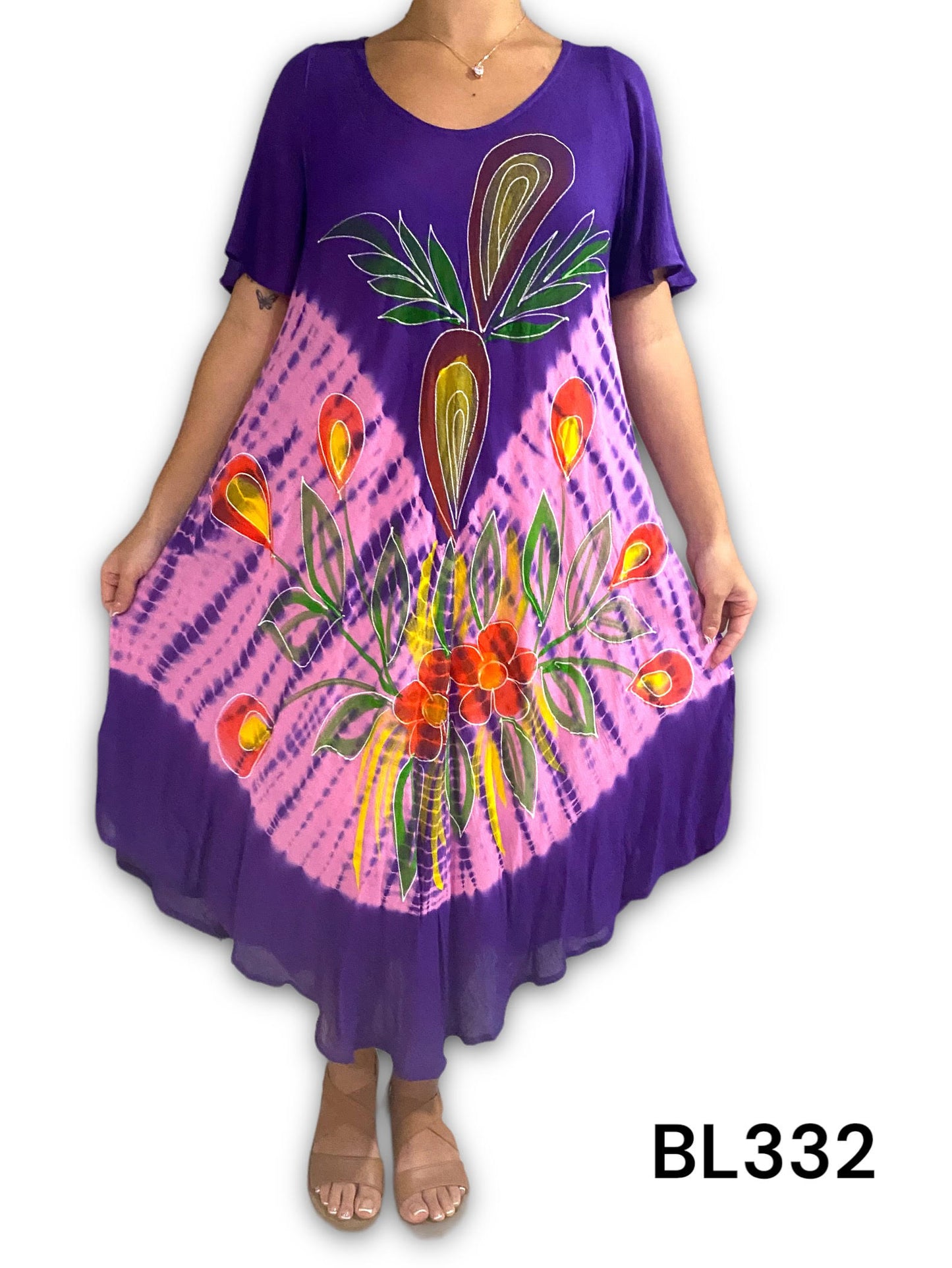 Bata Estampado Floreado con Mangas