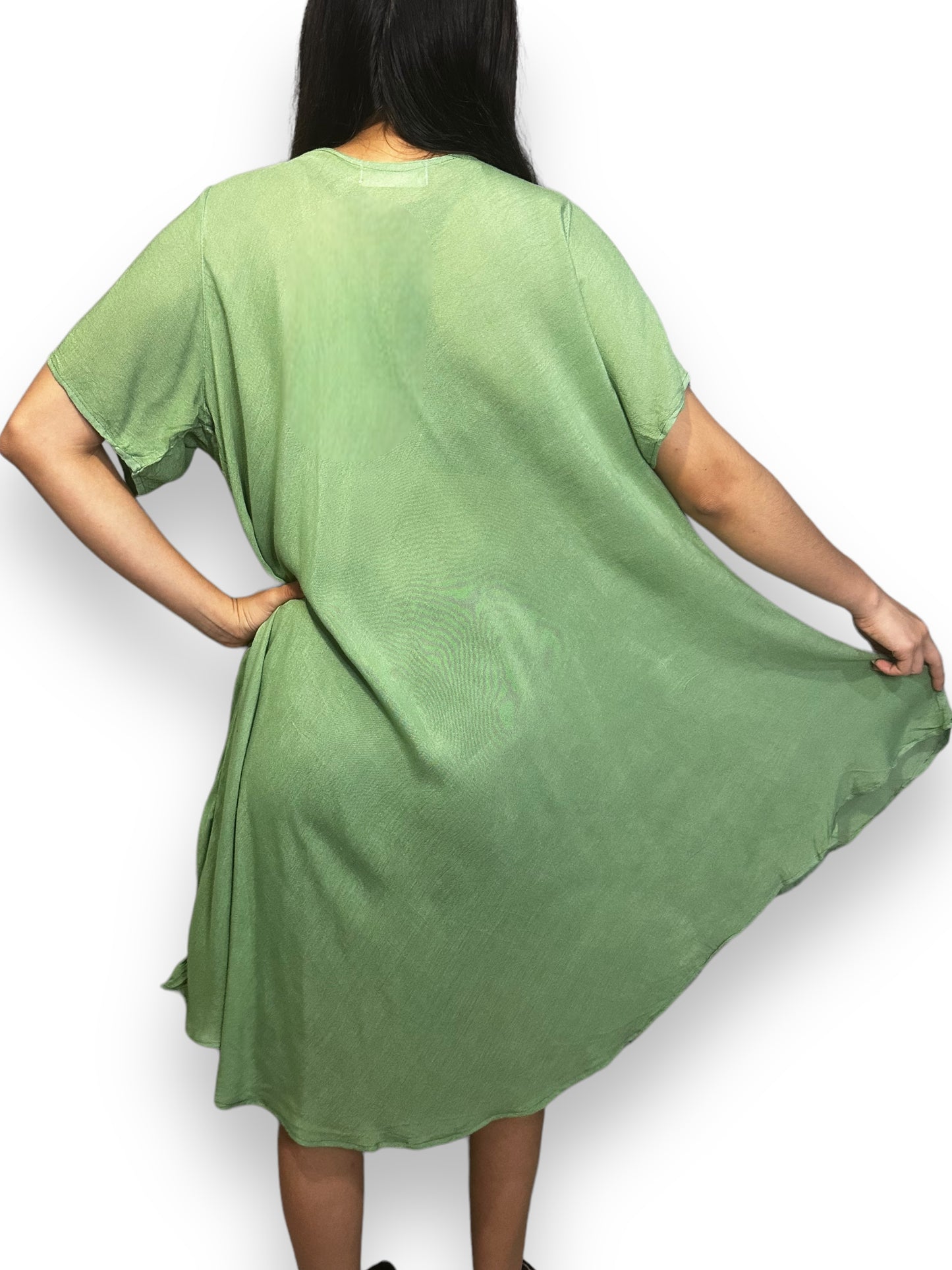 Bata Estampado Floreado con Mangas