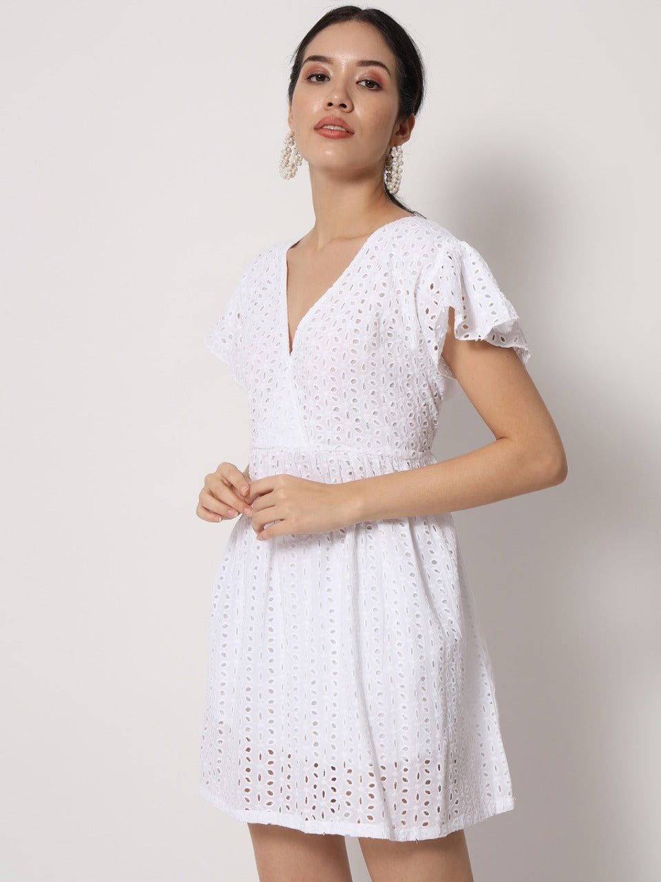 Vestido Blanco Corto de Dama Bordado