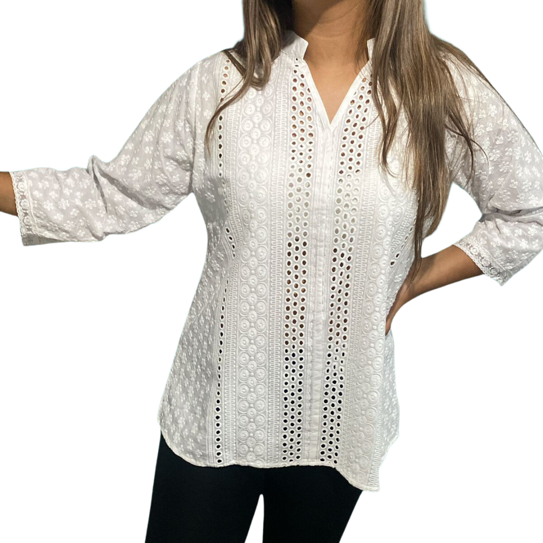 Blusa de Dama Blanca con Bordados Manga 3/4
