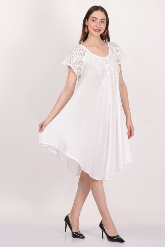 Vestido de dama blanco con mangas