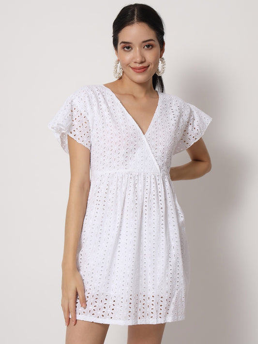 Vestido Blanco Corto de Dama Bordado