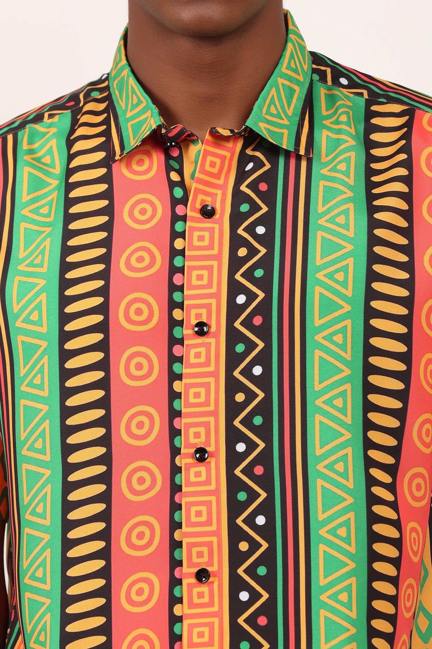 Camisa de Hombre Afrocaribeño Carnaval de Botones