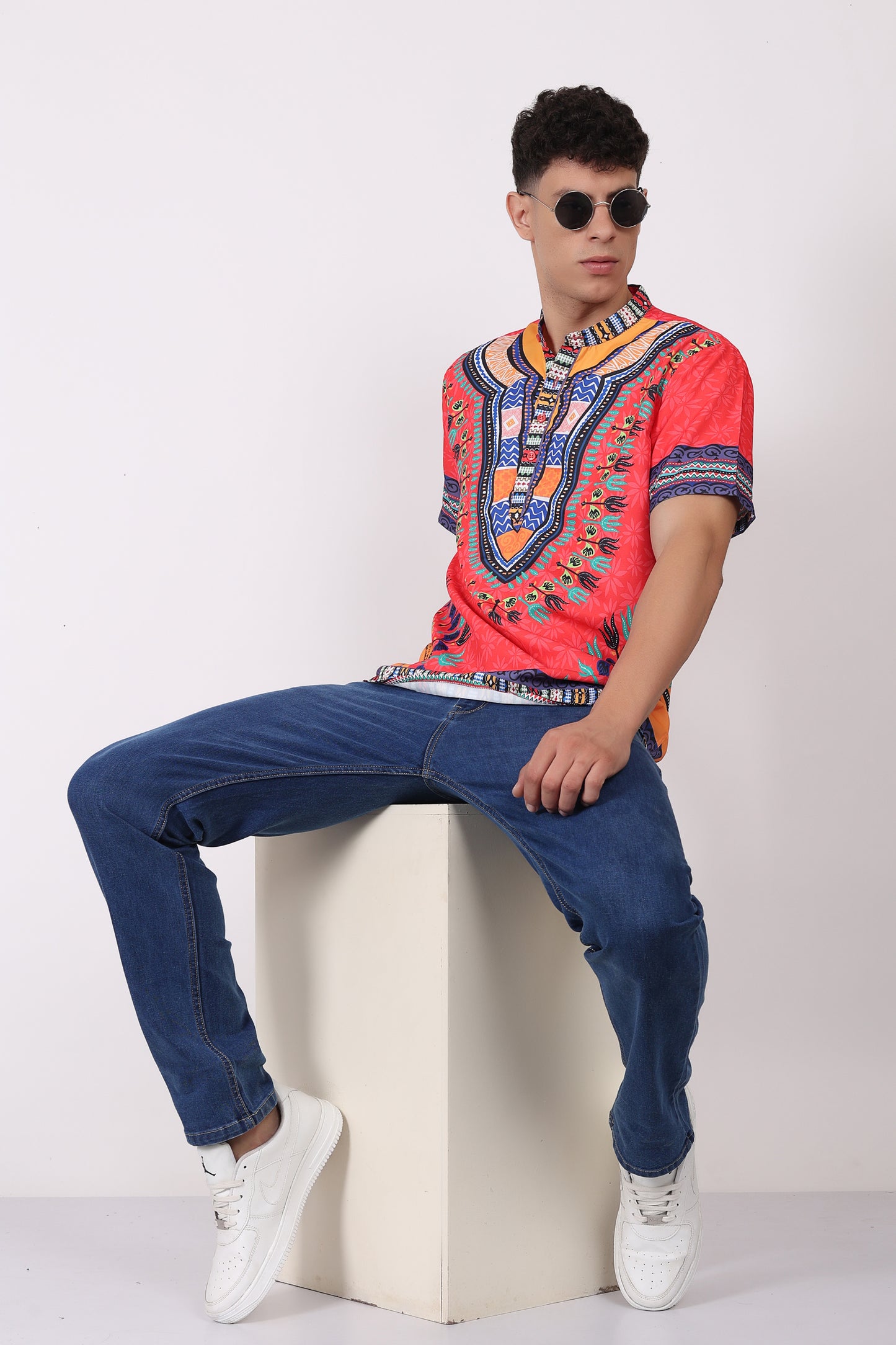 Camisa de Hombre Afrocaribeño Roja de Botones Cuello Chino HS405