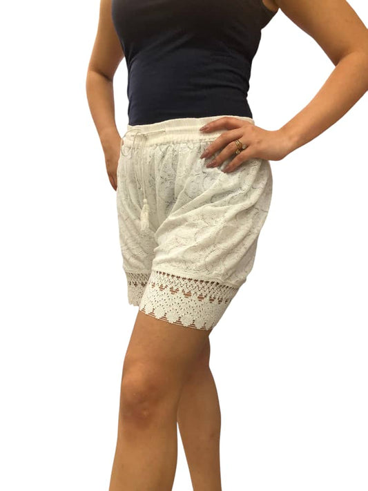Short de Dama con Encajes y Tejidos