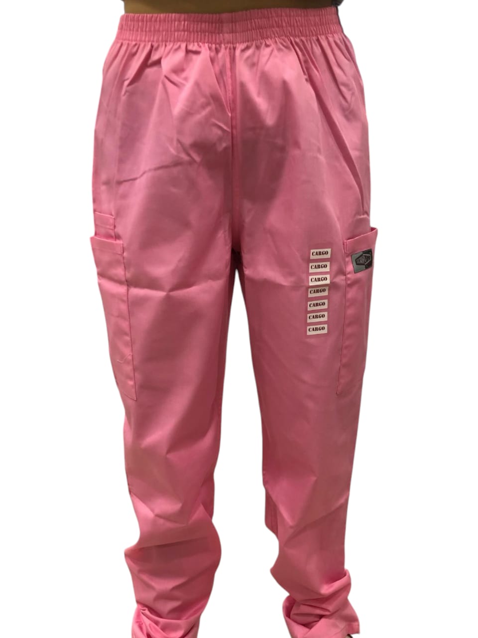 Pantalon de Uniforme Rosado tipo Cargo Unisex Landau.
