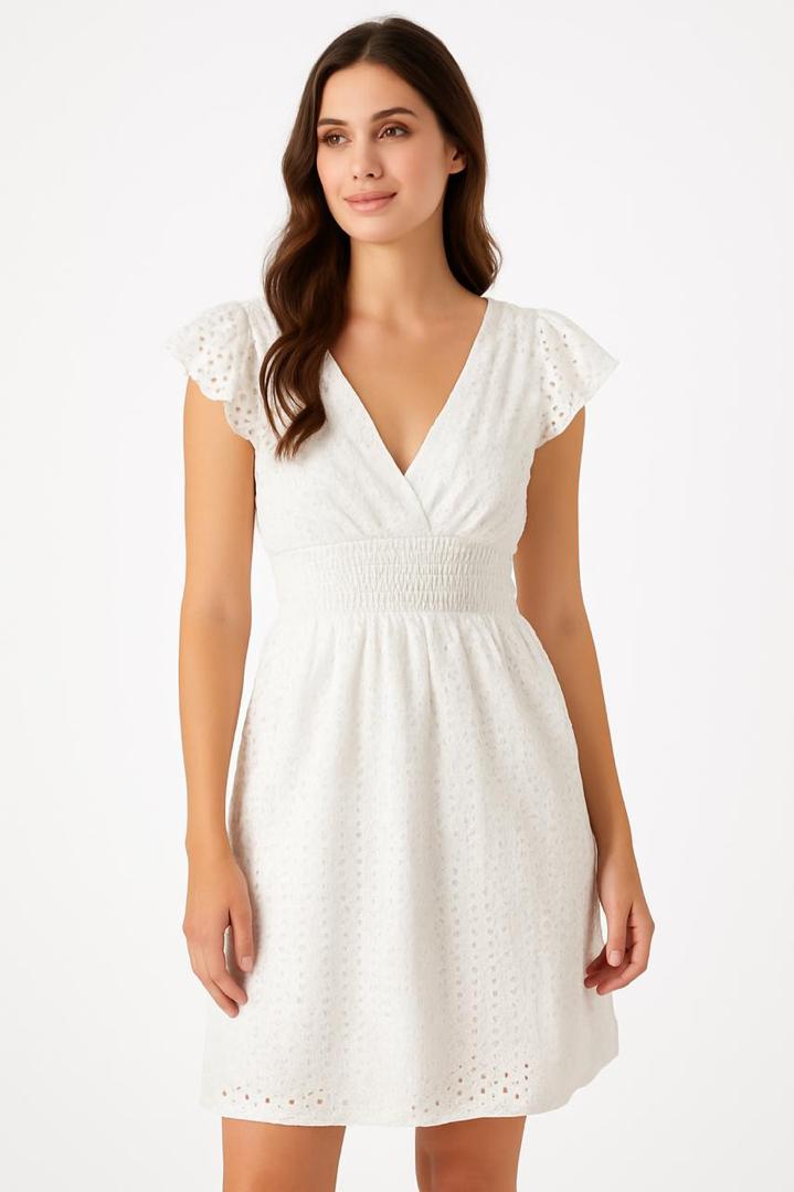 Vestido Blanco de Dama con Bordados