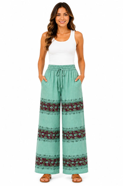 Pantalón Floral con Detalles Bordados