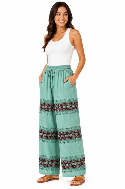 Pantalón Floral con Detalles Bordados