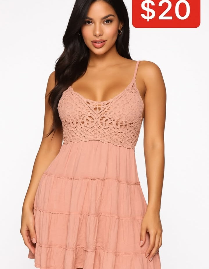 Vestido Corto de Dama